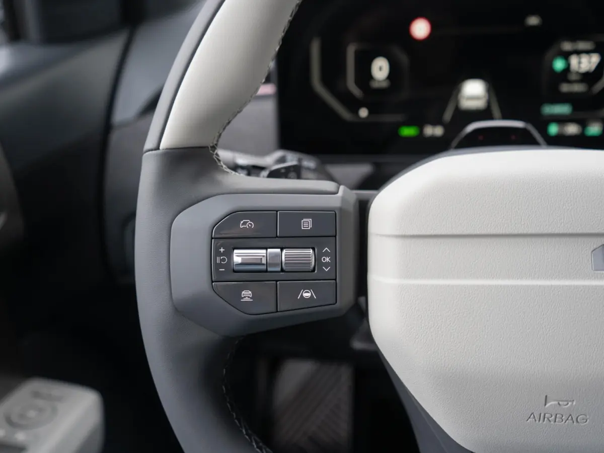 GT-Line Business Edition 81.4 kWh | Stoel en stuur verwarming | Carplay/android auto |