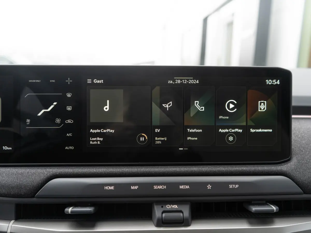 GT-Line Business Edition 81.4 kWh | Stoel en stuur verwarming | Carplay/android auto |