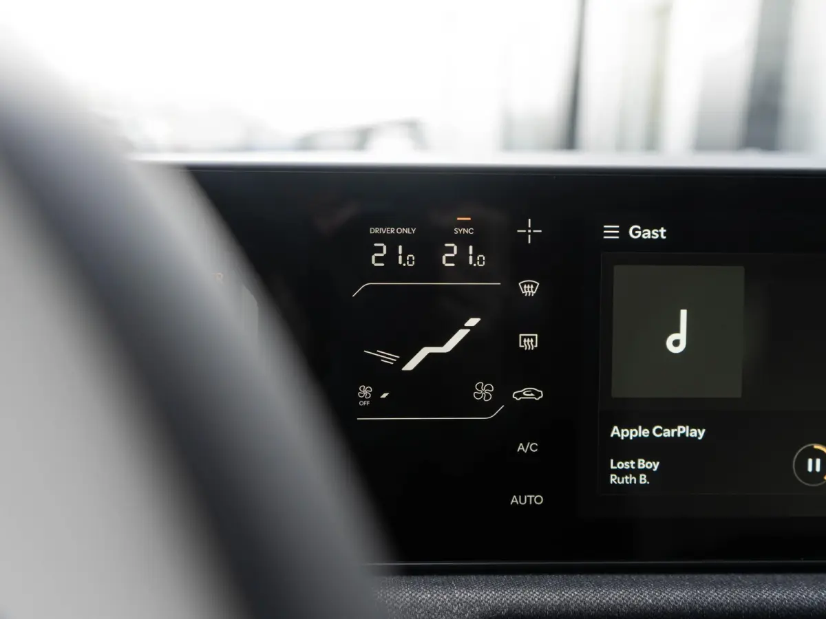 GT-Line Business Edition 81.4 kWh | Stoel en stuur verwarming | Carplay/android auto |