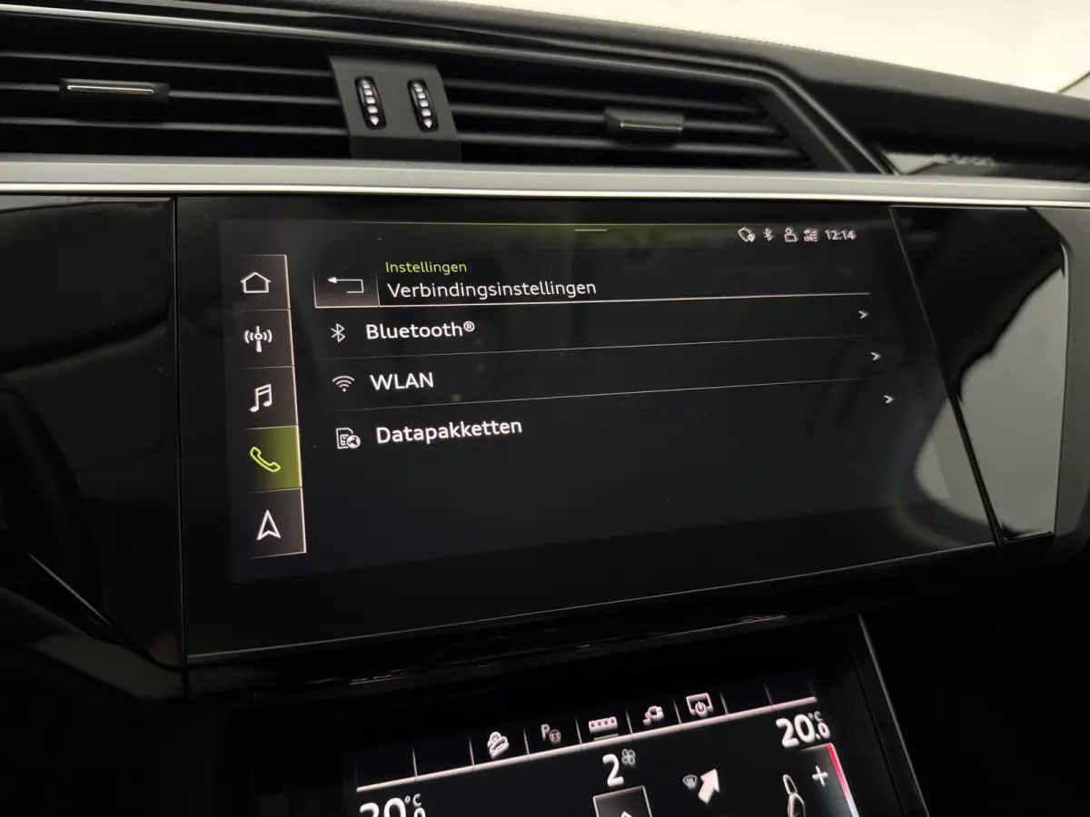 55 quattro Advanced edition 95 kWh | Snelladen | SOH 90% | Luchtvering | Virtual | Memory | Clima | Trekhaak | Keyless | LED