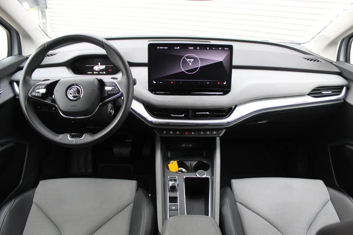 60/Camera/Carplay/Stuurverw/Stoelverw/20inch