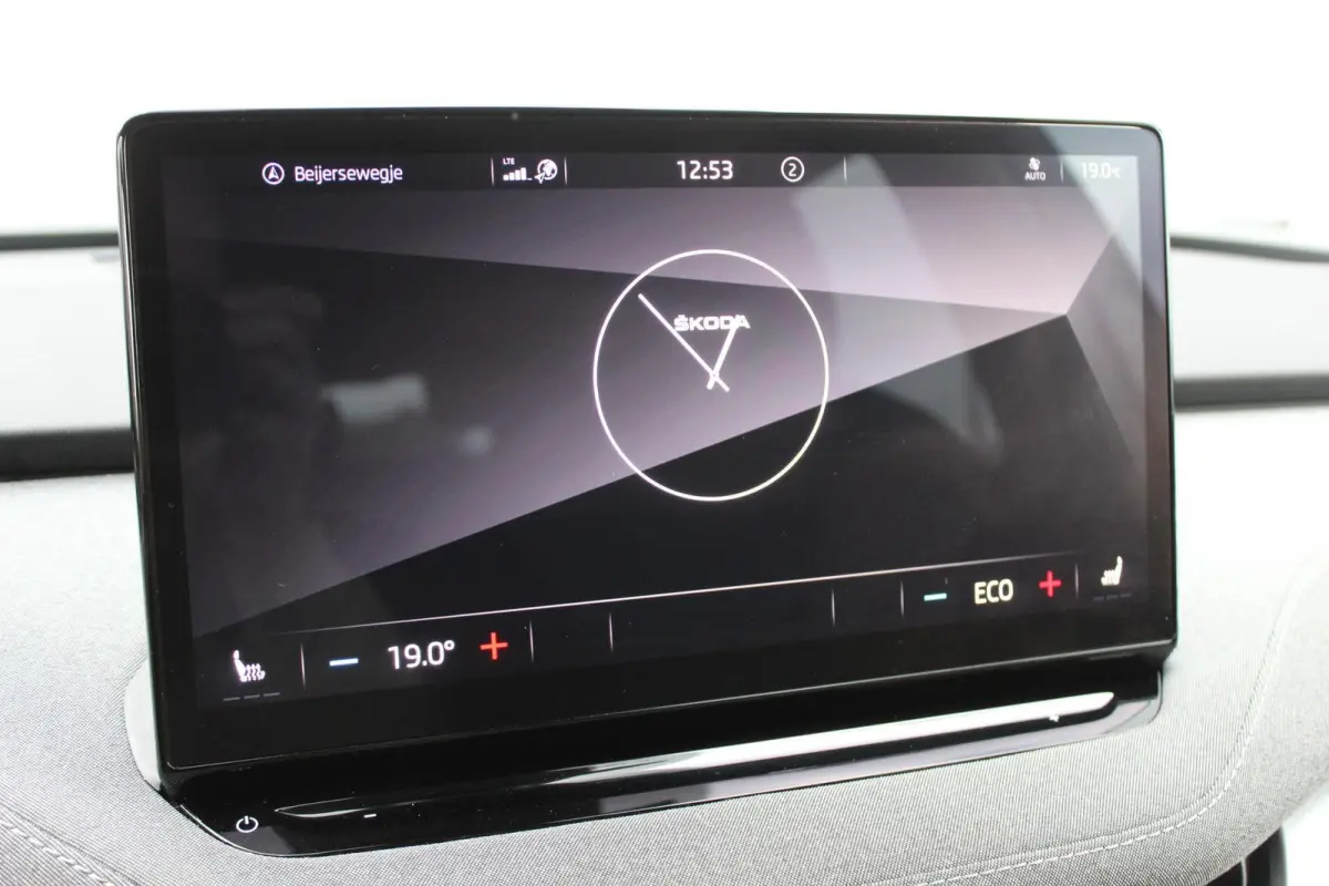 60/Camera/Carplay/Stuurverw/Stoelverw/20inch