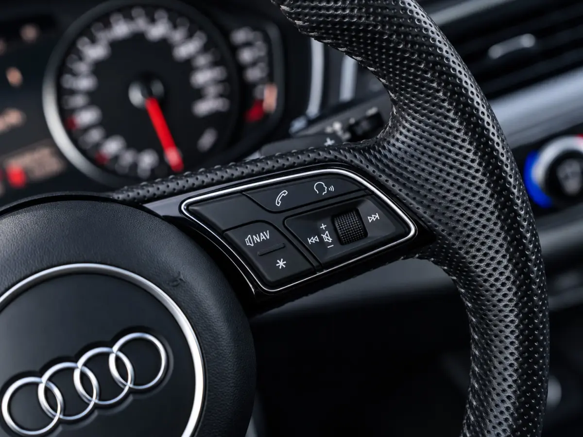 2.0 TFSI MHEV S-Line|PANO|LED|STOELVW|NAP
