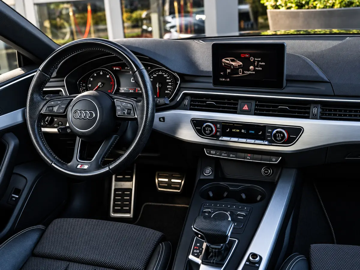 2.0 TFSI MHEV S-Line|PANO|LED|STOELVW|NAP