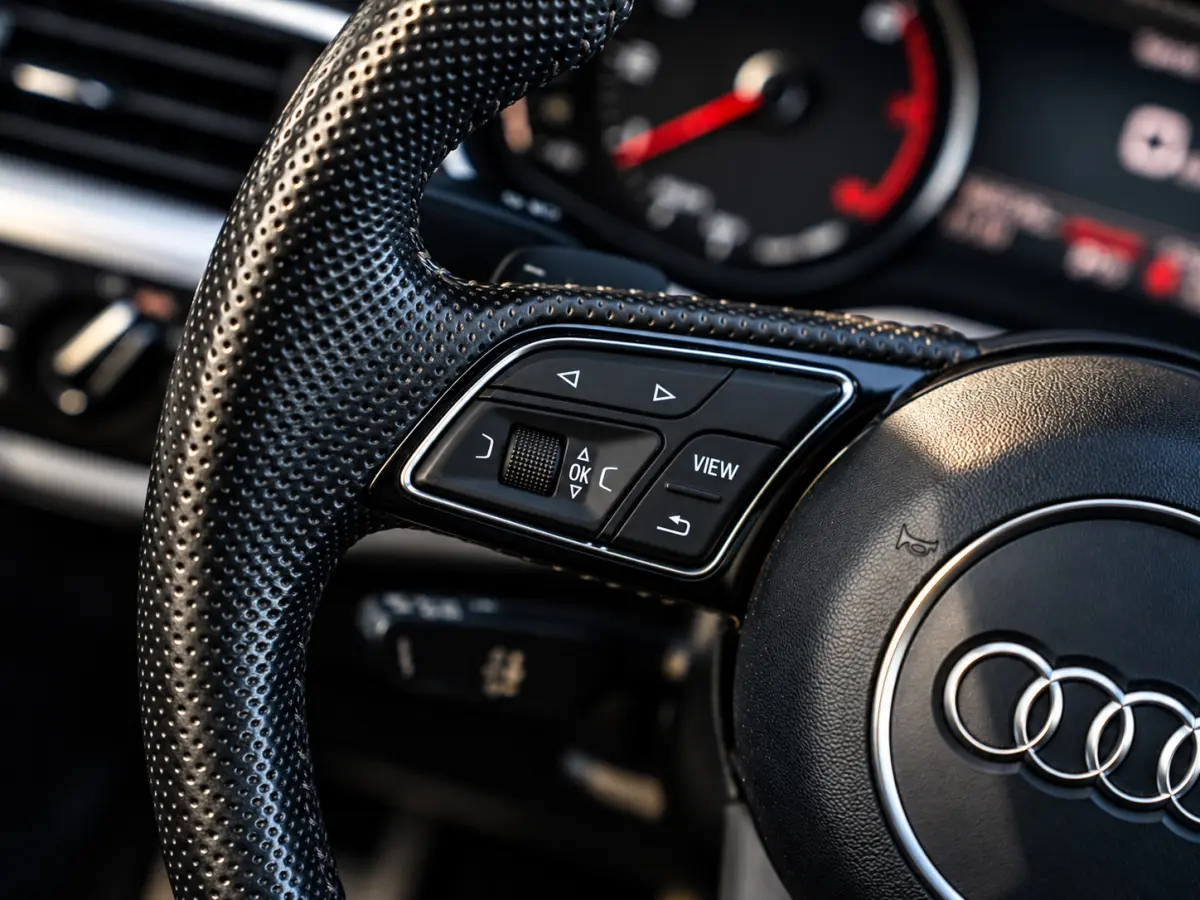 2.0 TFSI MHEV S-Line|PANO|LED|STOELVW|NAP