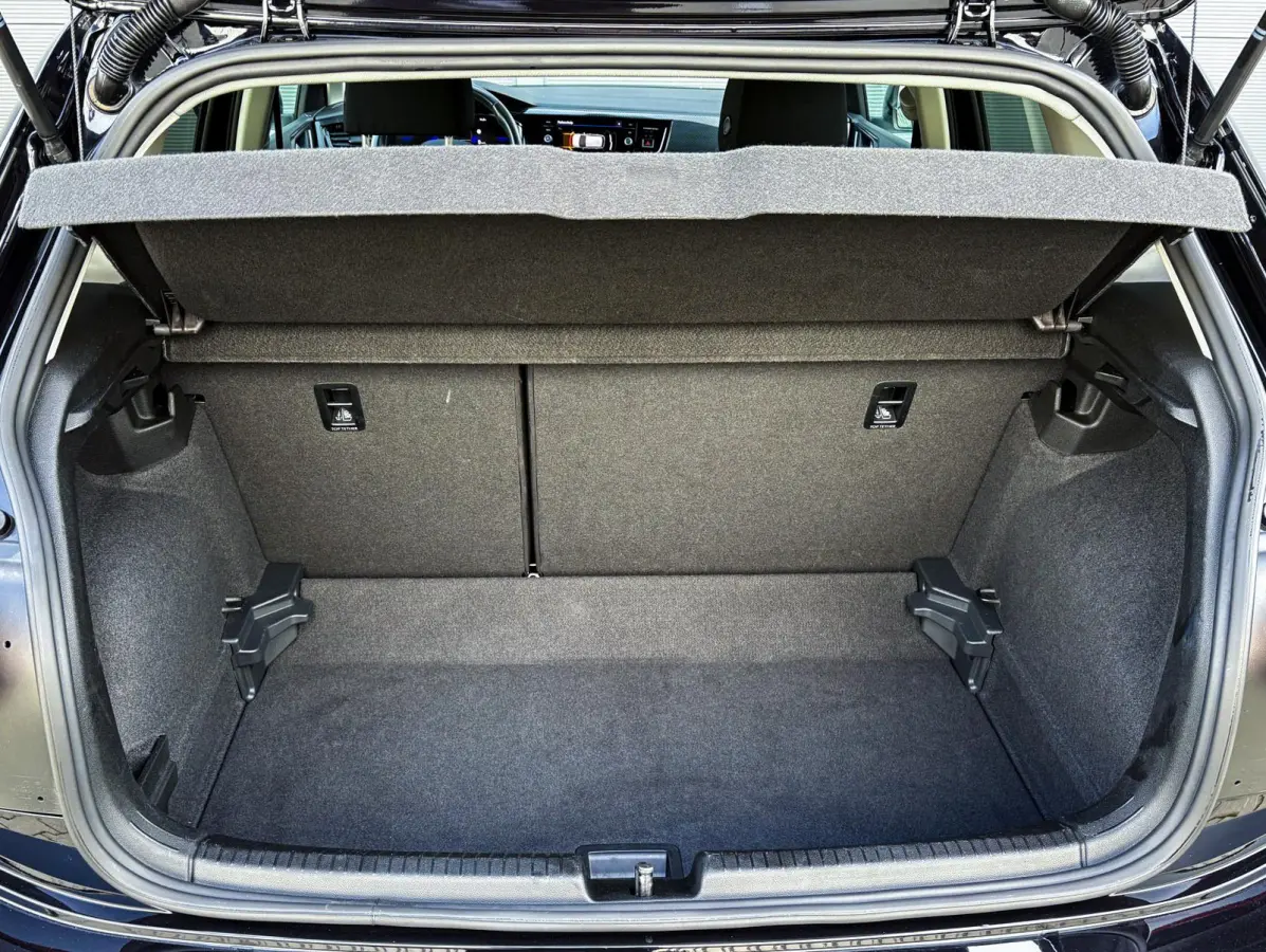 1.0 TSI 95pk Life Edition | Navigatie | Camera | Stoelverwarming