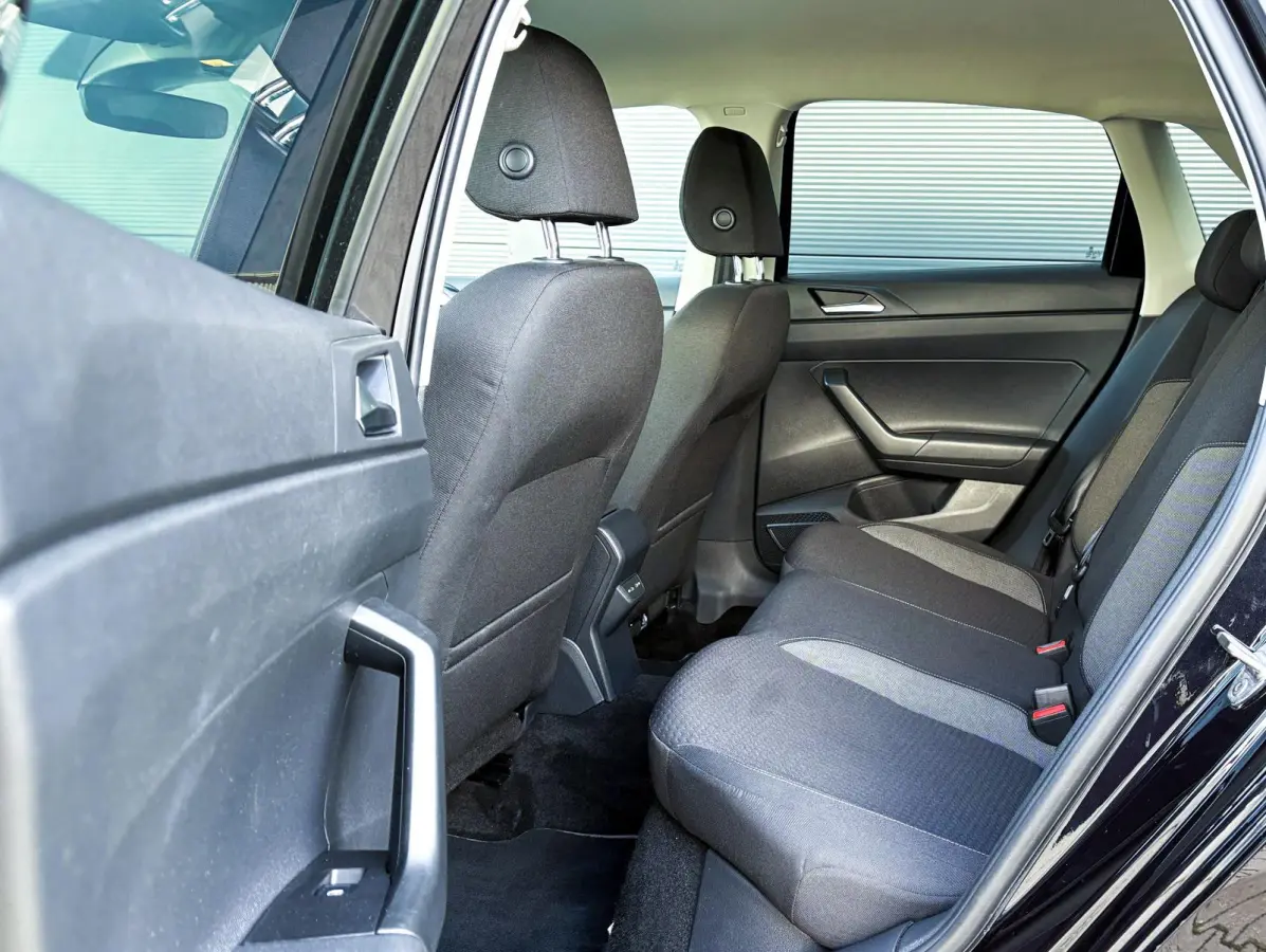 1.0 TSI 95pk Life Edition | Navigatie | Camera | Stoelverwarming