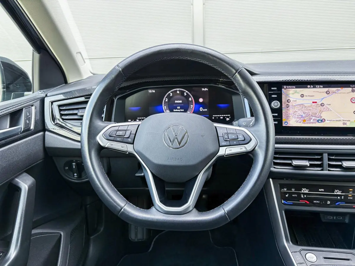 1.0 TSI 95pk Life Edition | Navigatie | Camera | Stoelverwarming