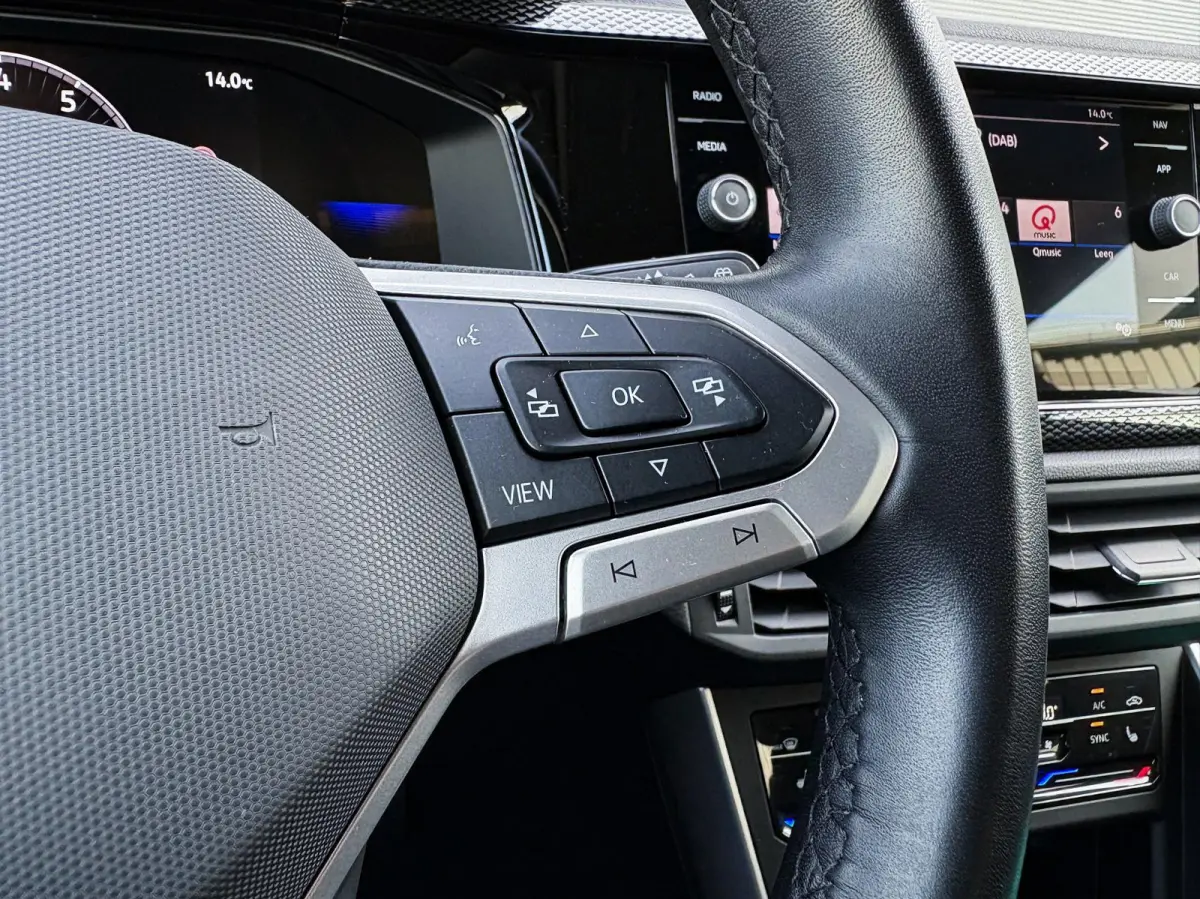 1.0 TSI 95pk Life Edition | Navigatie | Camera | Stoelverwarming