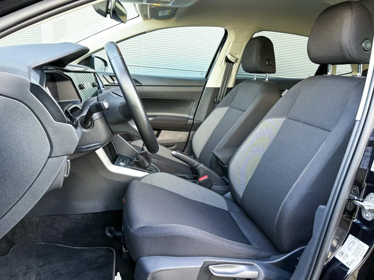 1.0 TSI 95pk Life Edition | Navigatie | Camera | Stoelverwarming