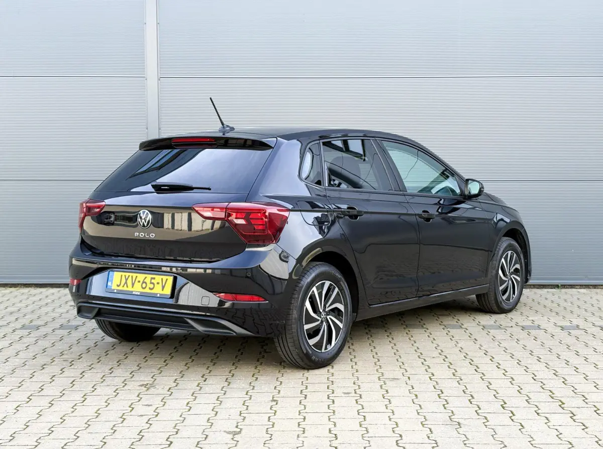 1.0 TSI 95pk Life Edition | Navigatie | Camera | Stoelverwarming