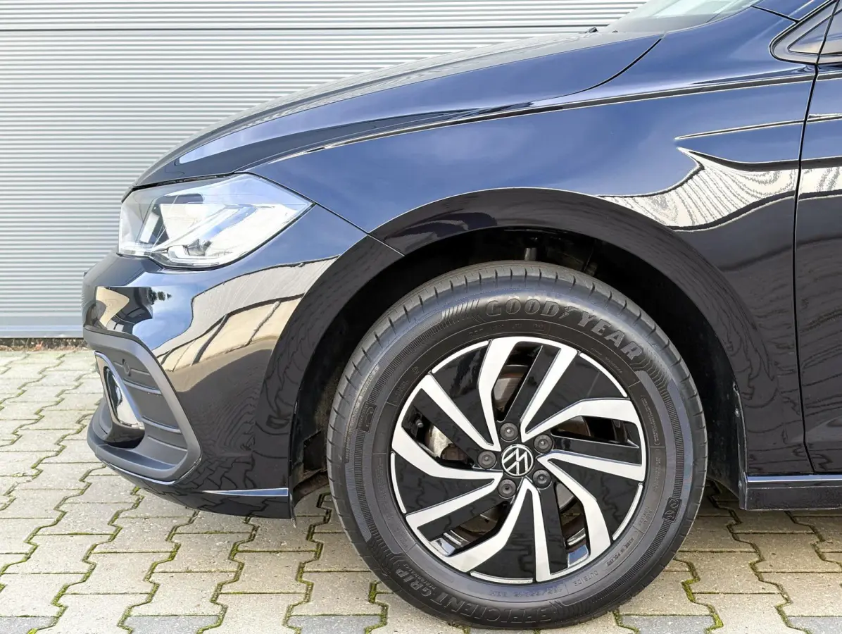 1.0 TSI 95pk Life Edition | Navigatie | Camera | Stoelverwarming