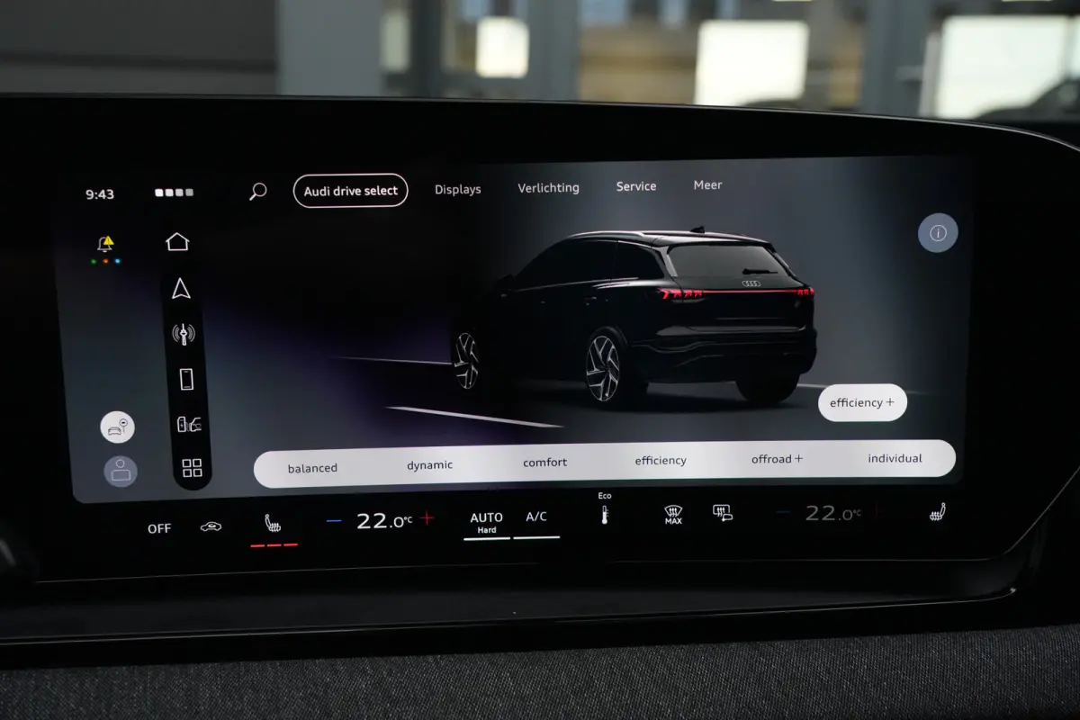 S edition quattro 100 kWh | 428 PK | Panoramadak | Trekhaak | 360 camera | Audi Q6 e-tron S edition quattro met 428 PK en een volledig elektrische aandrijflijn met 100 kWh accupakket en quat