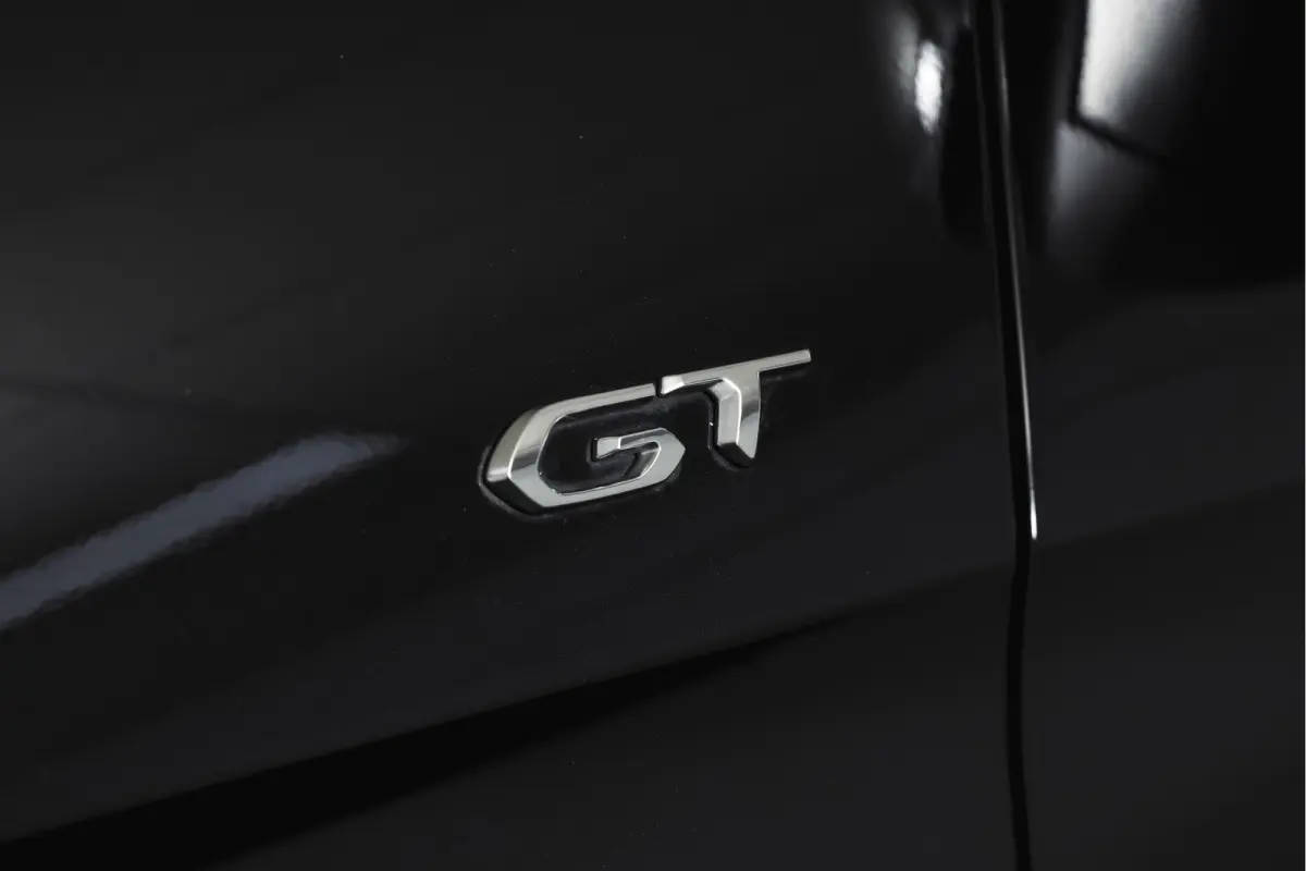 1.6 PureTech 180 PK GT - Automaat | Dig. Cockpit | Adapt. Cruise | Leder-+stoelverw. | Elek. stoelen | Camera | NAV | ECC | Elek. Klep | Afn. Trekhaak | LM 18" |