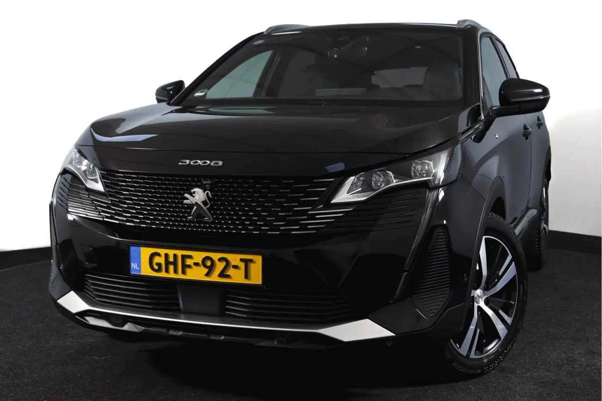 1.6 PureTech 180 PK GT - Automaat | Dig. Cockpit | Adapt. Cruise | Leder-+stoelverw. | Elek. stoelen | Camera | NAV | ECC | Elek. Klep | Afn. Trekhaak | LM 18" |