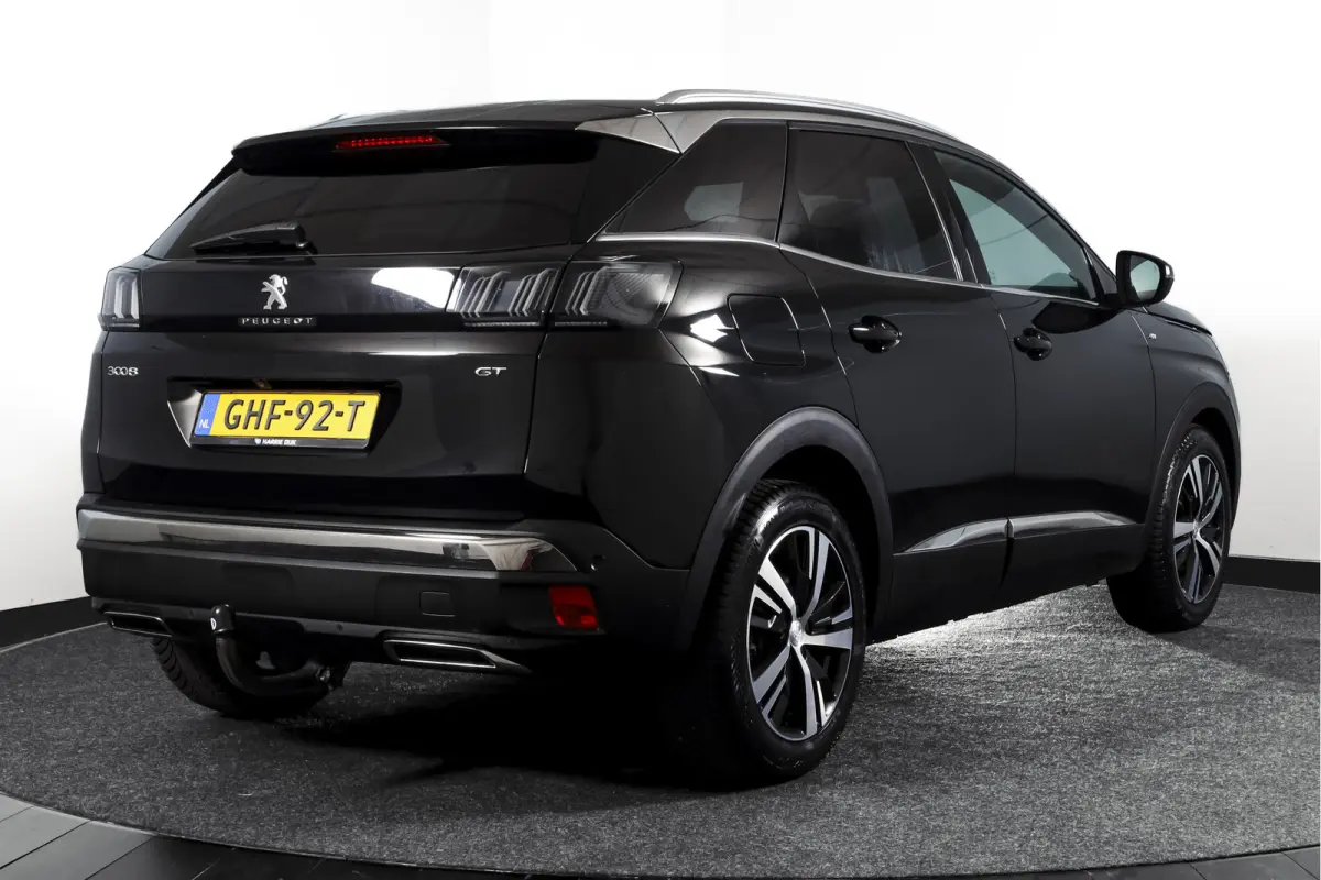 1.6 PureTech 180 PK GT - Automaat | Dig. Cockpit | Adapt. Cruise | Leder-+stoelverw. | Elek. stoelen | Camera | NAV | ECC | Elek. Klep | Afn. Trekhaak | LM 18" |