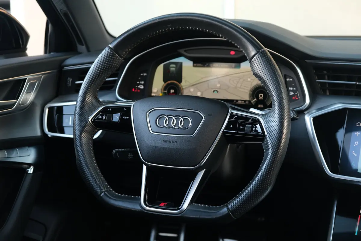 55 TFSI e quattro 2x S-line 367pk Pano Leder Trekhaak