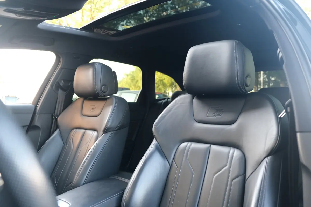 55 TFSI e quattro 2x S-line 367pk Pano Leder Trekhaak