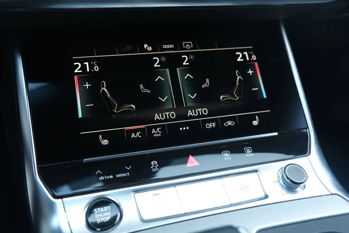 55 TFSI e quattro 2x S-line 367pk Pano Leder Trekhaak