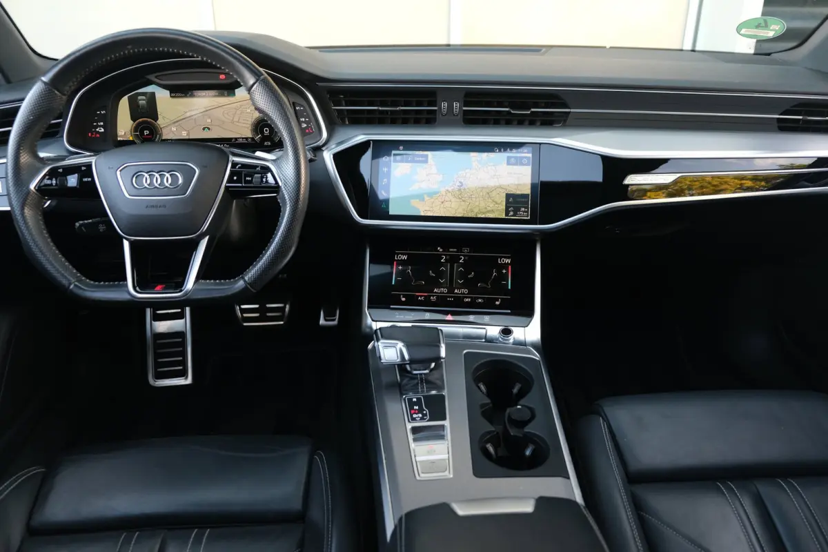 55 TFSI e quattro 2x S-line 367pk Pano Leder Trekhaak