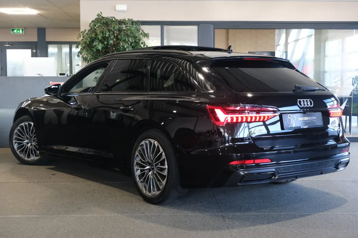 55 TFSI e quattro 2x S-line 367pk Pano Leder Trekhaak