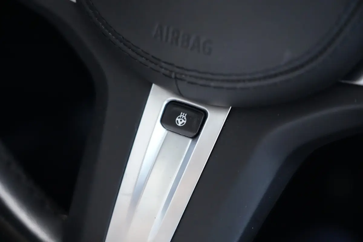 M40i High Executive | 354 PK | Panoramadak | Lederen bekleding | Adaptieve cruisecontrol | Trekhaak | BMW X4 M40i High Executive met 354 PK uit een 3.0-liter zescilinder benzinemotor, voorzi
