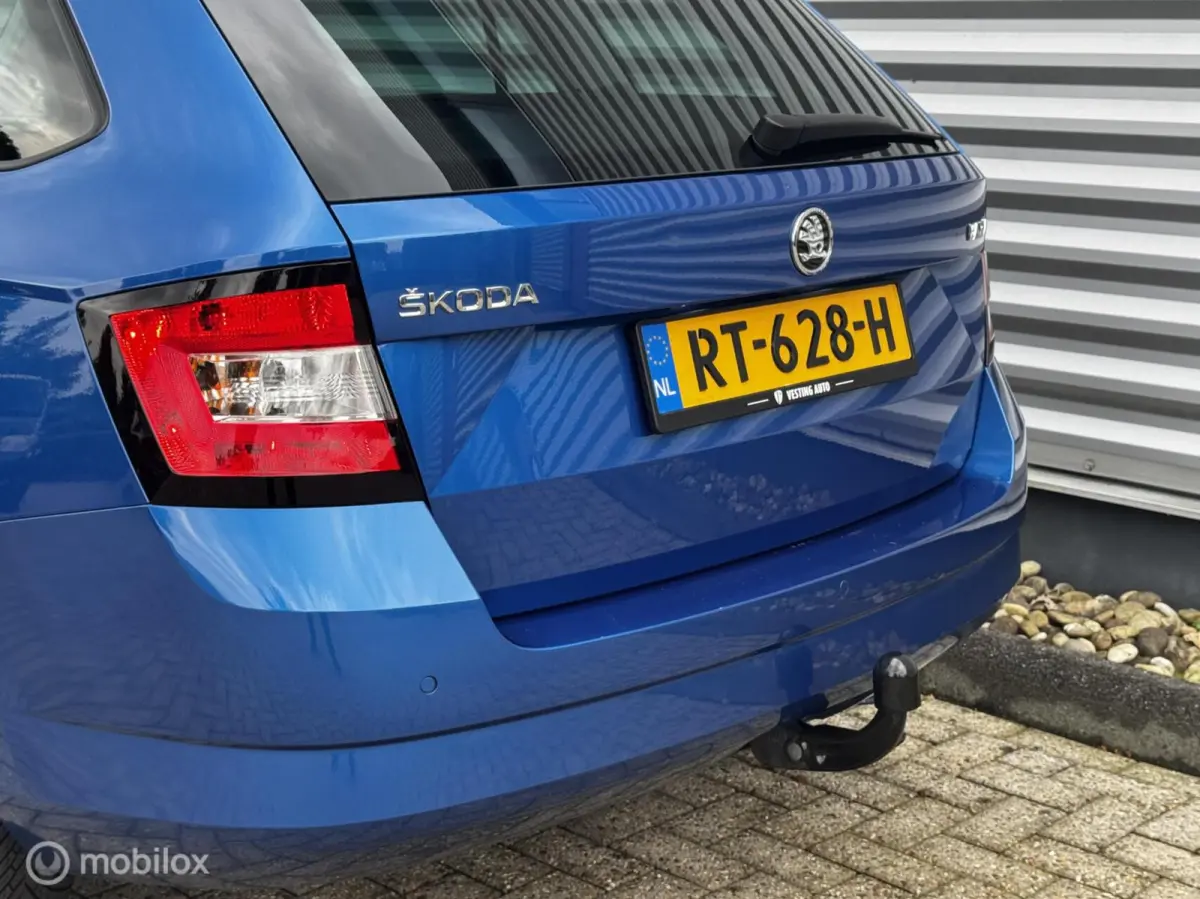 1.0 TSI 110PK DSG Style Business