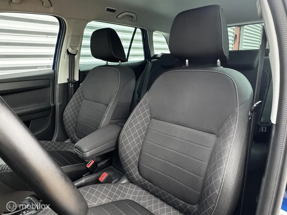 1.0 TSI 110PK DSG Style Business