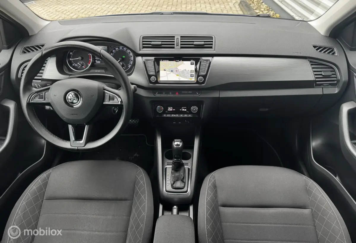 1.0 TSI 110PK DSG Style Business