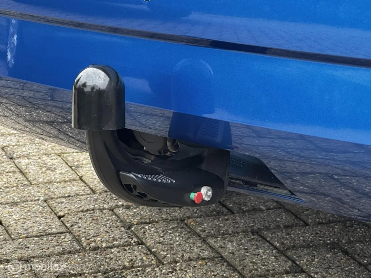 1.0 TSI 110PK DSG Style Business