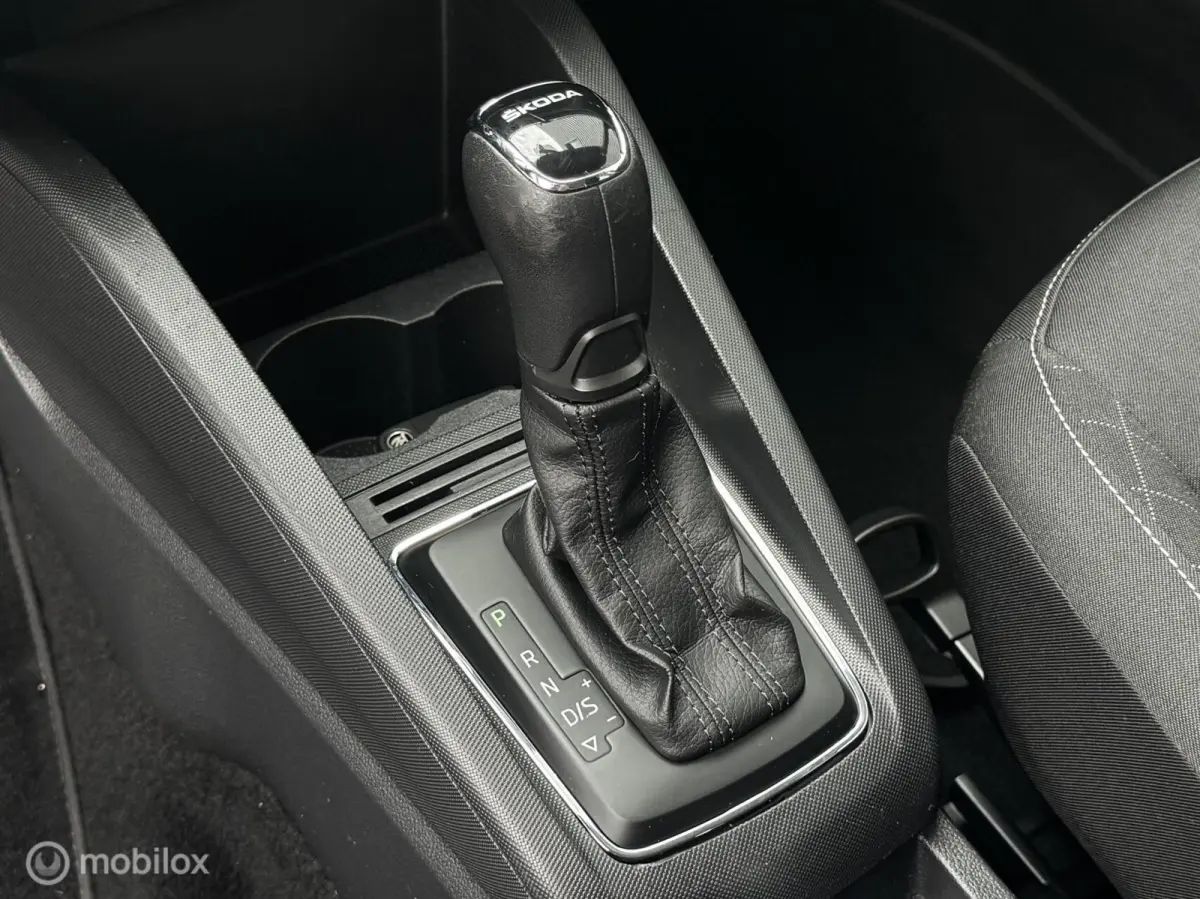 1.0 TSI 110PK DSG Style Business