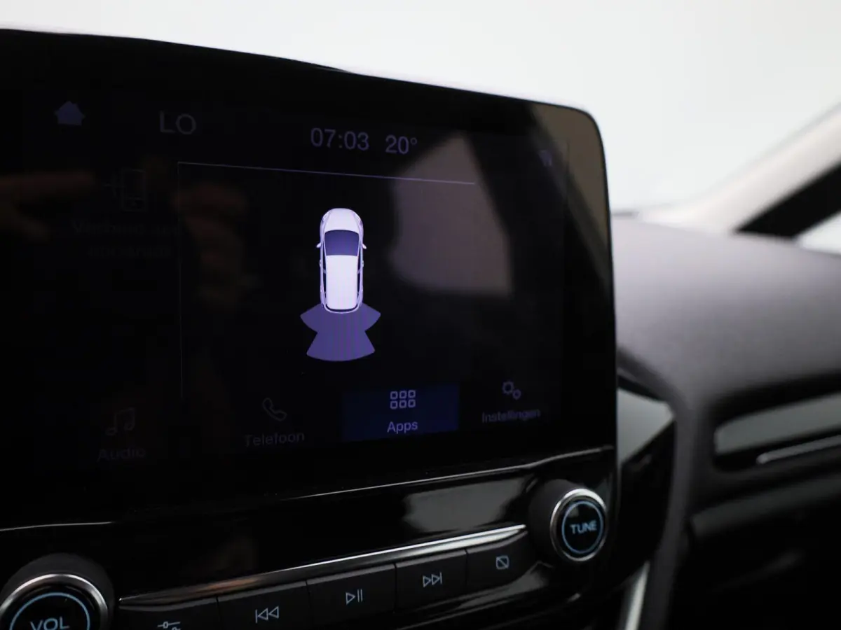 1.0 EcoBoost Hybrid Titanium | PDC Achter | Cruise Control | Elektrische Ramen |