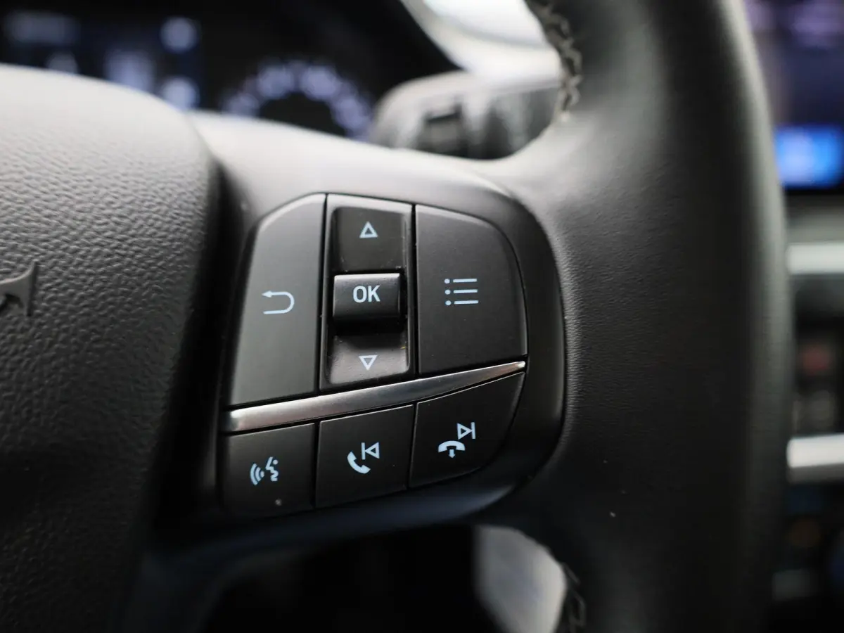 1.0 EcoBoost Hybrid Titanium | PDC Achter | Cruise Control | Elektrische Ramen |
