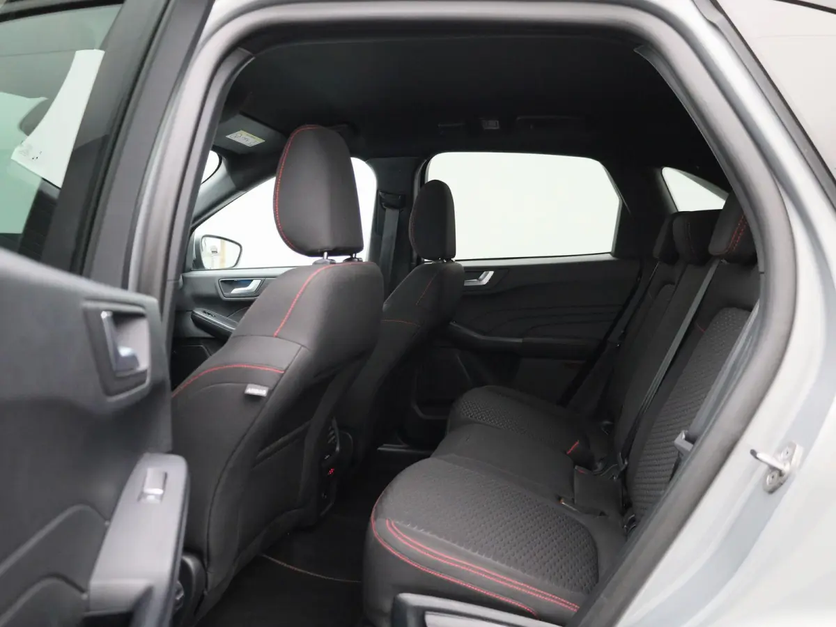 2.5 PHEV ST-Line Winter Pack | All Season Banden