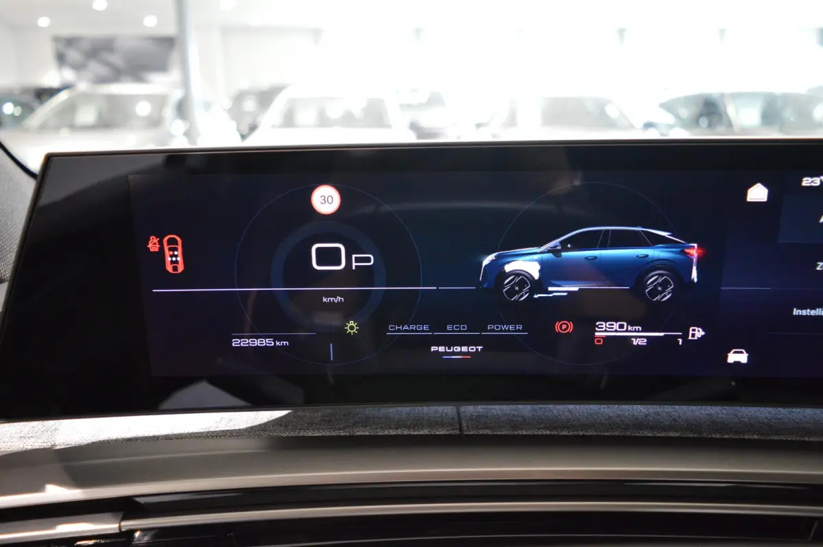 1.2 Hybrid 136 GT | Camera | Navigatie | Climate control | Apple Carplay/Android Auto
