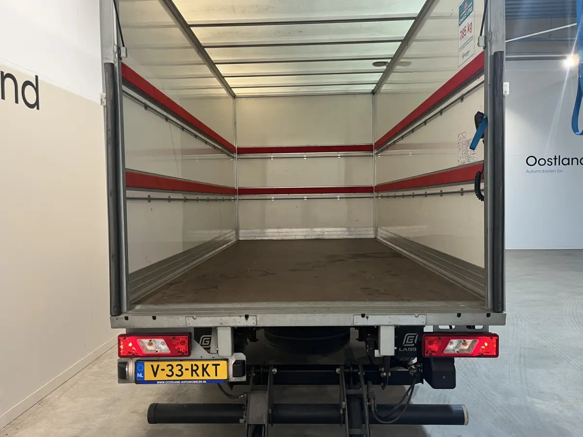 350 2.0 TDCI L4 Trend 130 PK RWD Bakwagen / Sörensen Laadklep / Meubelbak / Euro 6 / Airco / Cruise Control / 3-Zits / 45.000 KM !!