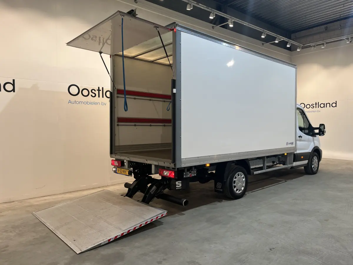 350 2.0 TDCI L4 Trend 130 PK RWD Bakwagen / Sörensen Laadklep / Meubelbak / Euro 6 / Airco / Cruise Control / 3-Zits / 45.000 KM !!