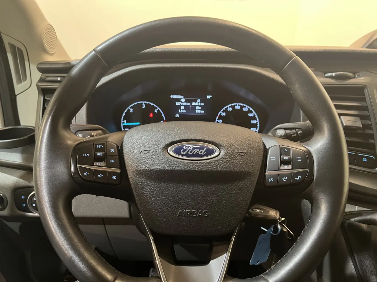 350 2.0 TDCI L4 Trend 130 PK RWD Bakwagen / Sörensen Laadklep / Meubelbak / Euro 6 / Airco / Cruise Control / 3-Zits / 45.000 KM !!