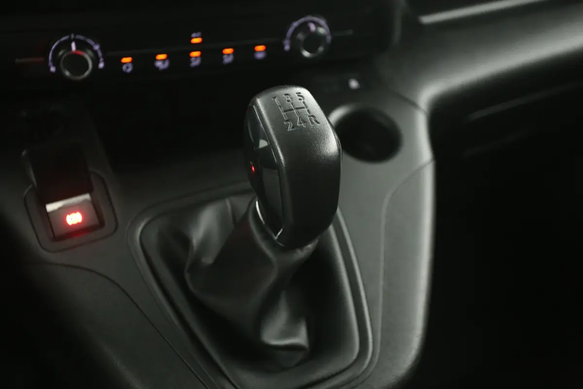 1.6D 100PK | Marge | Airco | Cruise | Carplay | Trekhaak | Navi | Parkeersens.