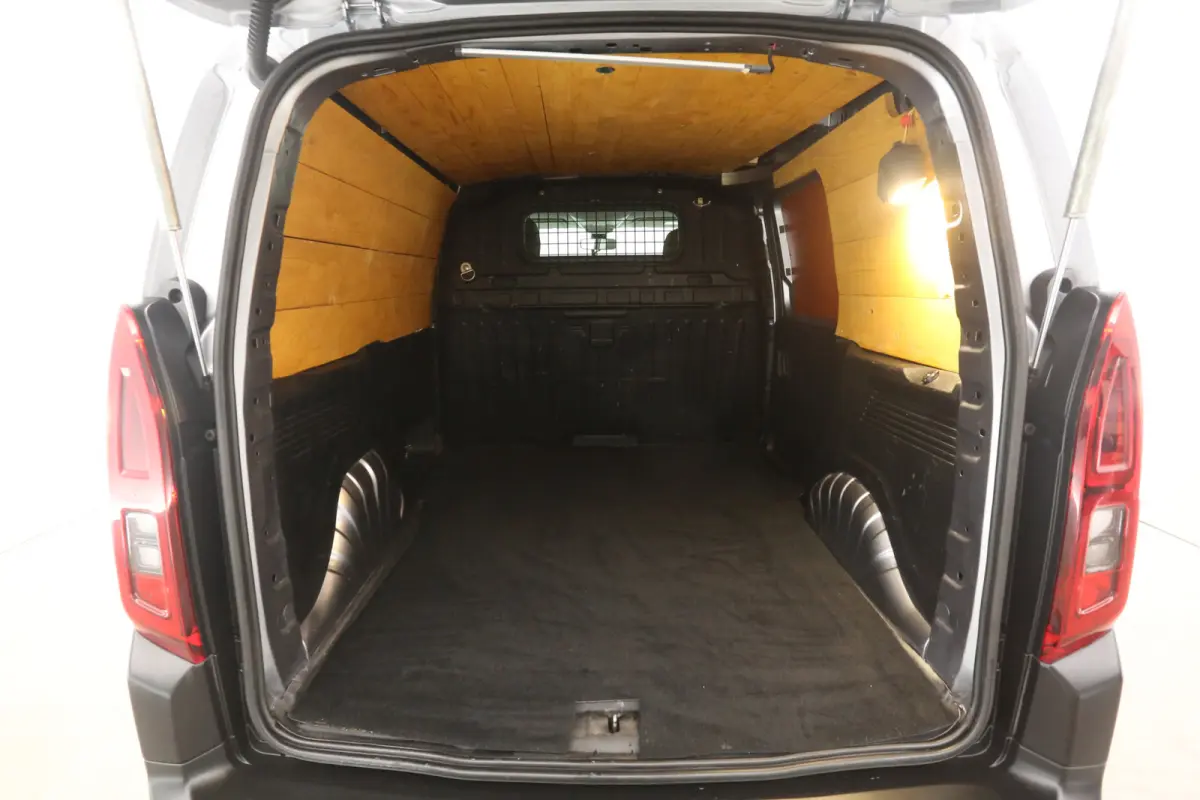 1.6D 100PK | Marge | Airco | Cruise | Carplay | Trekhaak | Navi | Parkeersens.