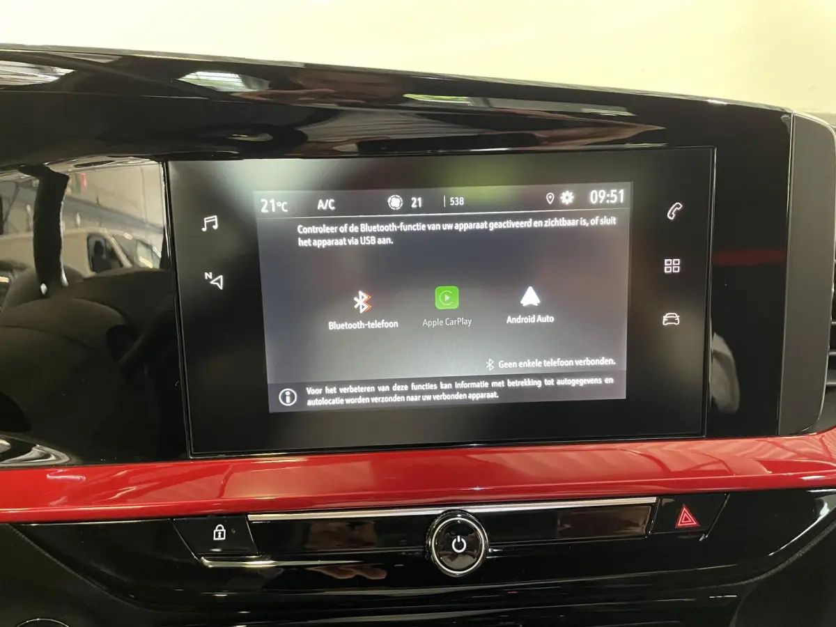 1.2 130pk Automaat GS Line Navigatie Draadloos Apple CarPlay/ Android Auto 180° Camera Stoel Stuurverwarming Keyless  LED