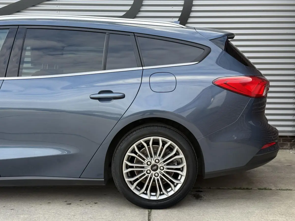 1.0 EcoBoost Titanium Business 2e Eigenaar|Navi|Camera|Clima|Cruise|Stoelverwarming|Carplay|APK tot 06-2027