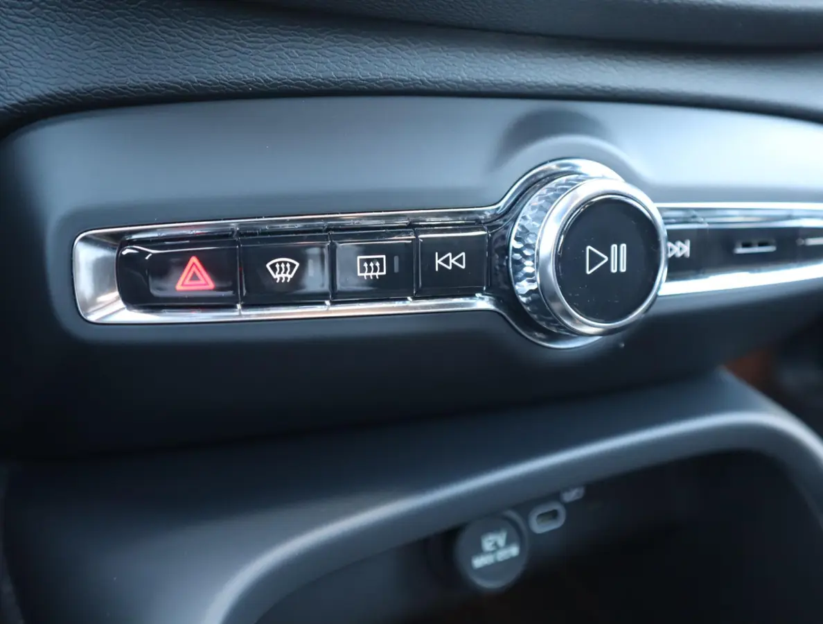 Single Motor Extended Range Ultra 82 kWh | 99,96% SOH | Pano | Memory Seats | 360 camera | Trekhaak | Harman Kardon