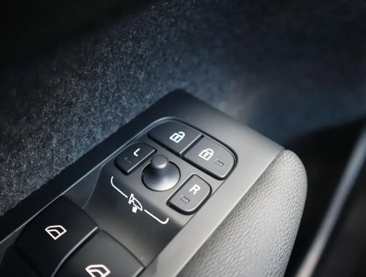 Single Motor Extended Range Ultra 82 kWh | 99,96% SOH | Pano | Memory Seats | 360 camera | Trekhaak | Harman Kardon