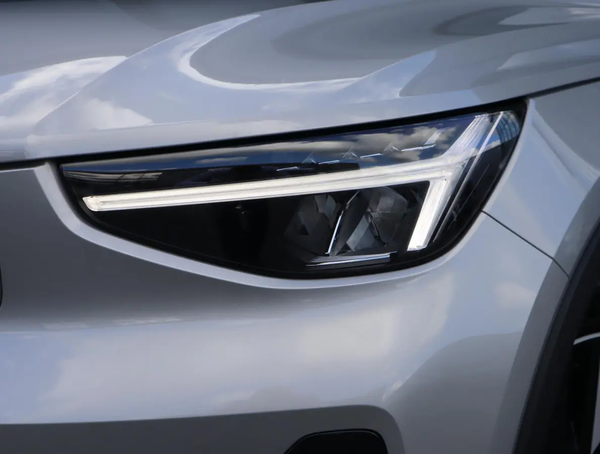 Single Motor Extended Range Ultra 82 kWh | 99,96% SOH | Pano | Memory Seats | 360 camera | Trekhaak | Harman Kardon