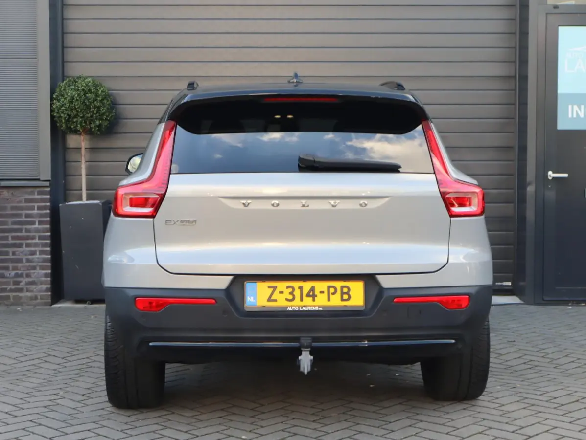 Single Motor Extended Range Ultra 82 kWh | 99,96% SOH | Pano | Memory Seats | 360 camera | Trekhaak | Harman Kardon