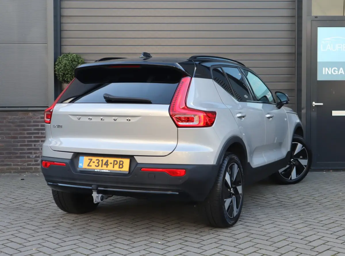 Single Motor Extended Range Ultra 82 kWh | 99,96% SOH | Pano | Memory Seats | 360 camera | Trekhaak | Harman Kardon