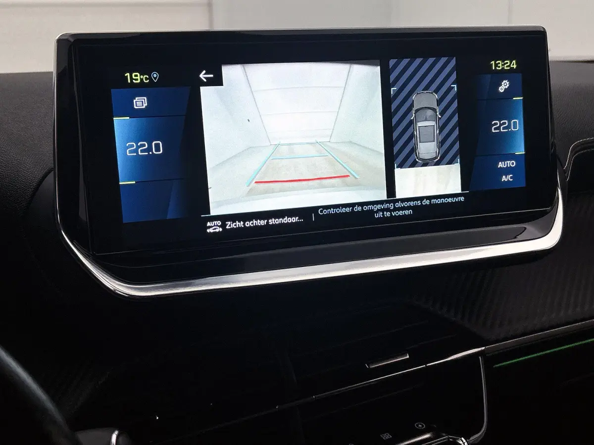 SUV EV GT 50 kWh 136pk | Accu 89% | 1-fase laden | Lage kilometerstand | Navigatie | Achteruitrijcamera | Full Led koplampen | 3D Cockpit | Climate Control | Cruise Control | Half Lederen sp