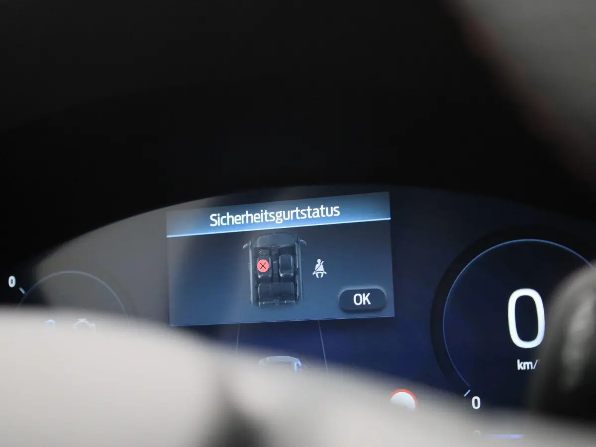 2.5 Duratec PHEV ST-Line CVT Head-Up Display | Winter Pack | All Season Banden