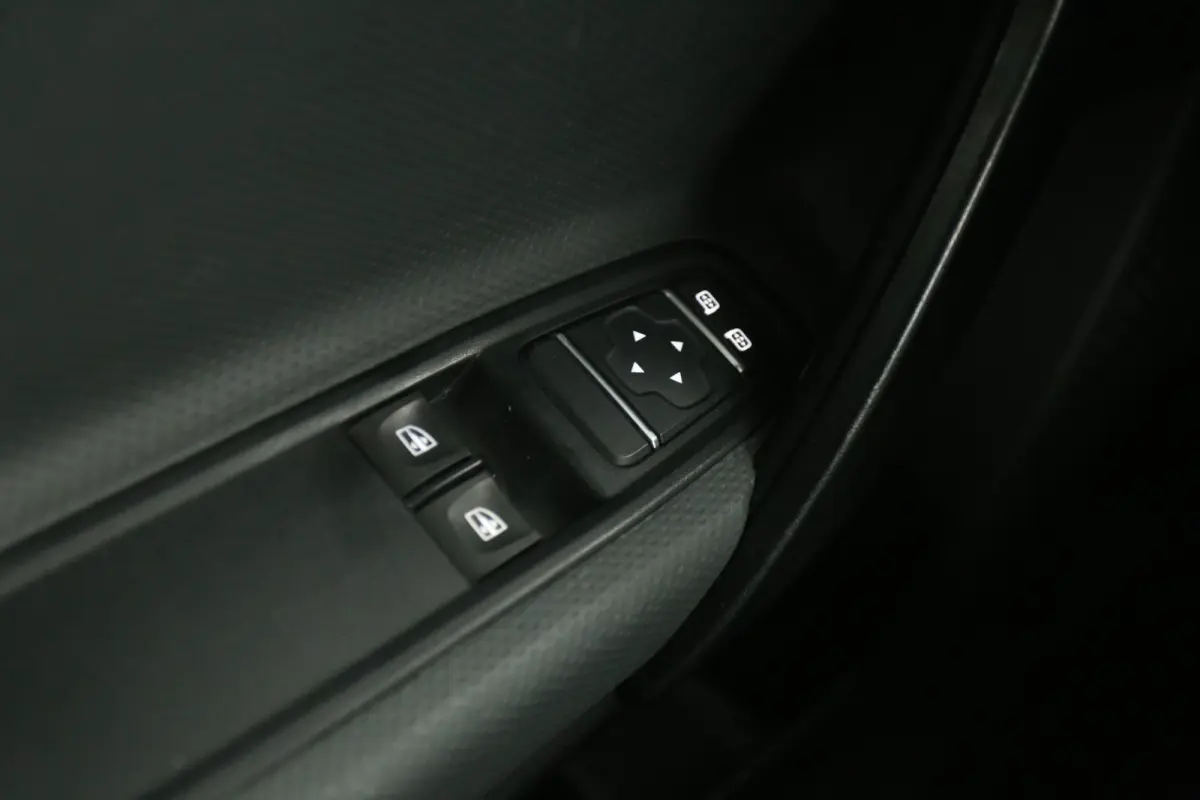 108 CDI Pro | Airco | Parkeersensoren | Elektrpakket